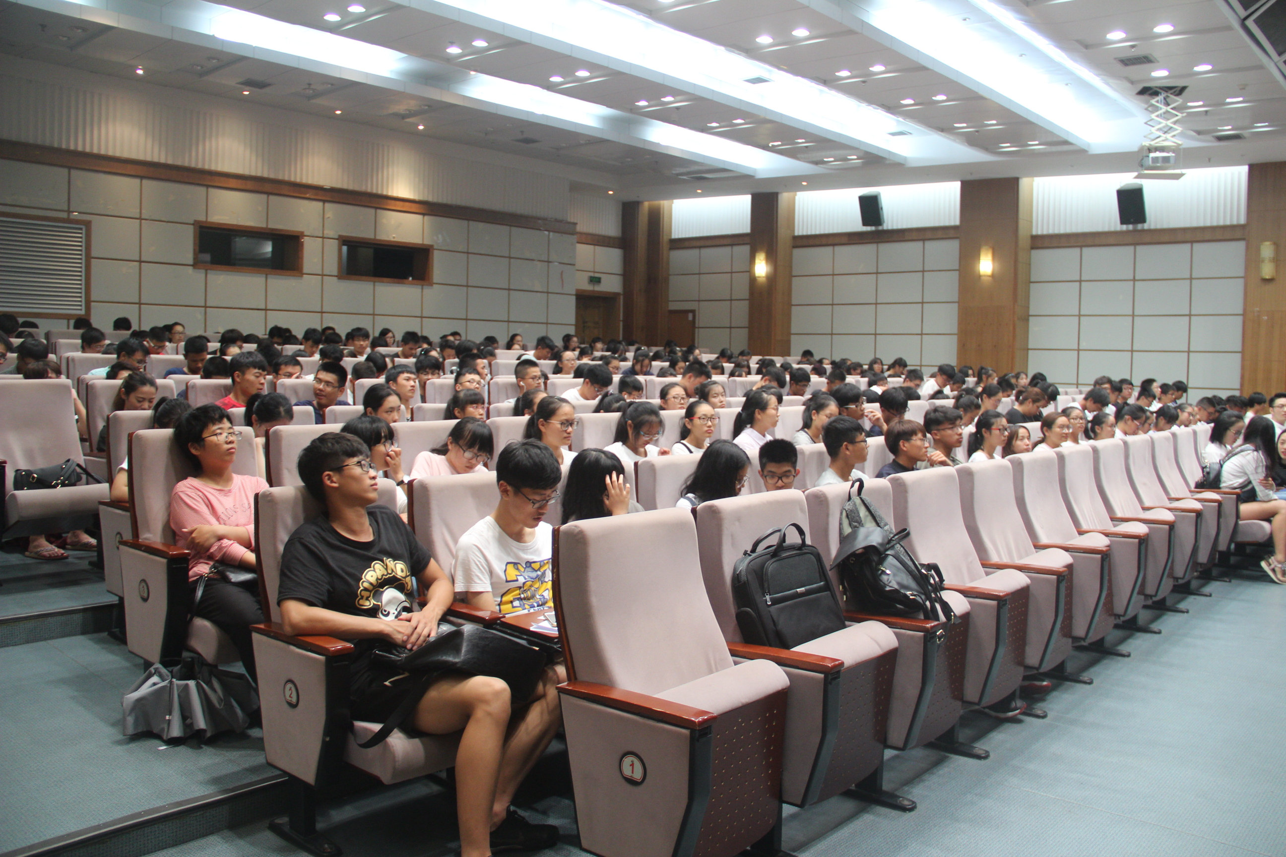 1475152402332055000.jpg 1475152402332055000.jpg